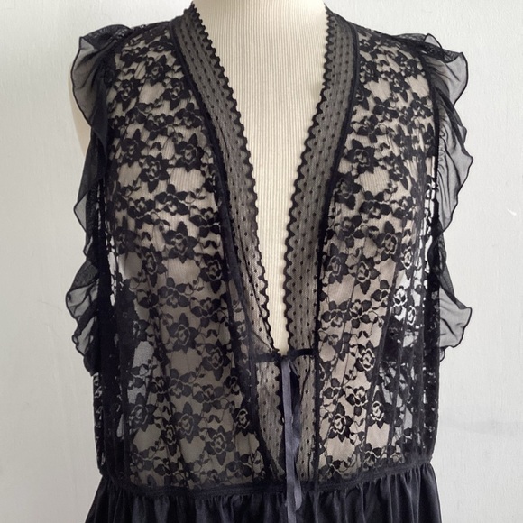 Secret Treasures Plus Size Black Lace Ruffled Sleeveless Elastic Waist XXl - Picture 2 of 9